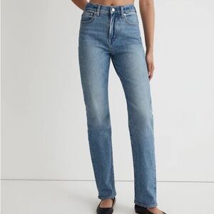 Madewell Women’s 90’s Straight Jean in Enmore Wash, size 26